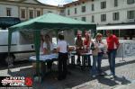Lo stand allestito in collaborazione con i Piccoli Amici Lontani in Piazza Garibaldi a Sondrio in occasione della partenza e arrivo della 50° Coppa Valtellina.